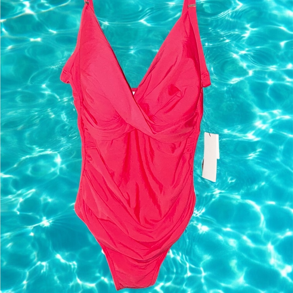 Calvin Klein Women’s One Piece Pink Swimsuit Bathing Suit Twisttop Tummy Control
